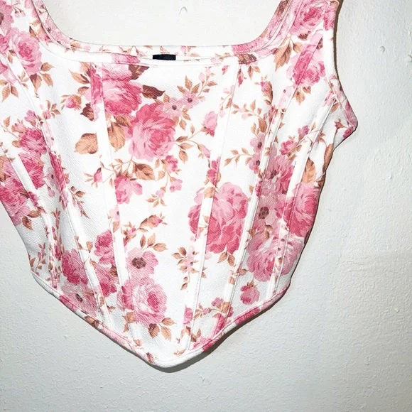 Shein floral corset style crop tank top bundle - Picture 4 of 16